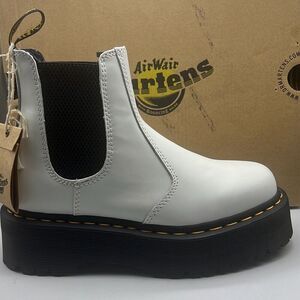 Dr. Martens 2976 Quad Platform Chelsea Leather‎ Boot  unisex Size 6W | 5men NWB